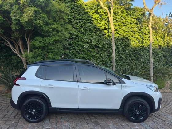 PEUGEOT 2008 1.6 16V FLEX STYLE 4P AUTOMÁTICO